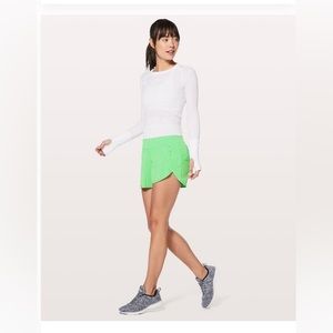 Tracker Short 4” SZ 8